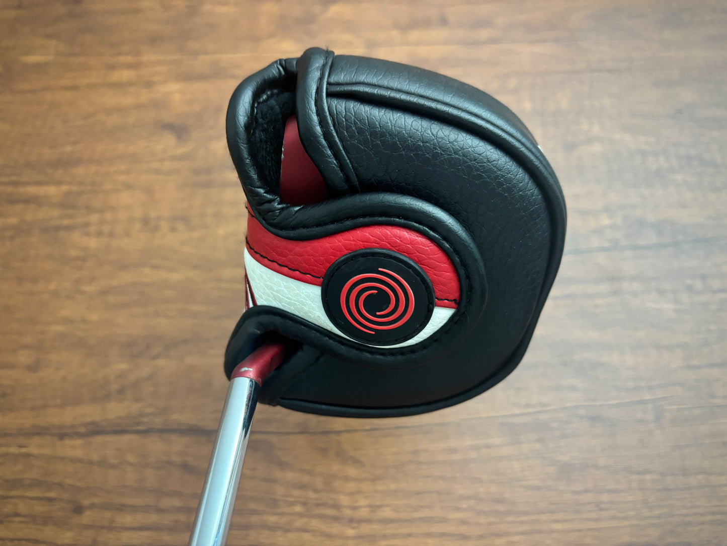 Odyssey O-Works Jailbird Mini Putter 33.75” + headcover