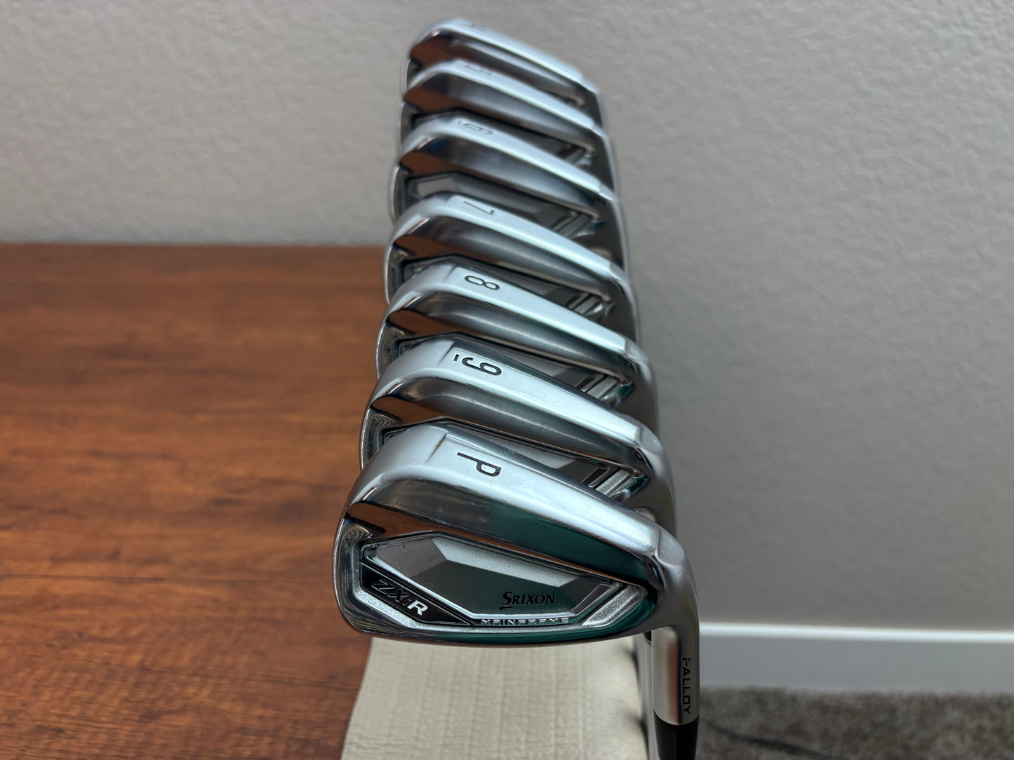 Srixon ZXiR Iron Set 4-PW / KBS Tour Lite Regular Flex