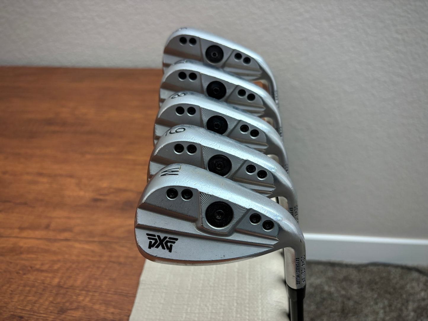 PXG 0311 XP Gen 4 Iron Set 6-PW / Mitsubishi MMT Stiff Graphite