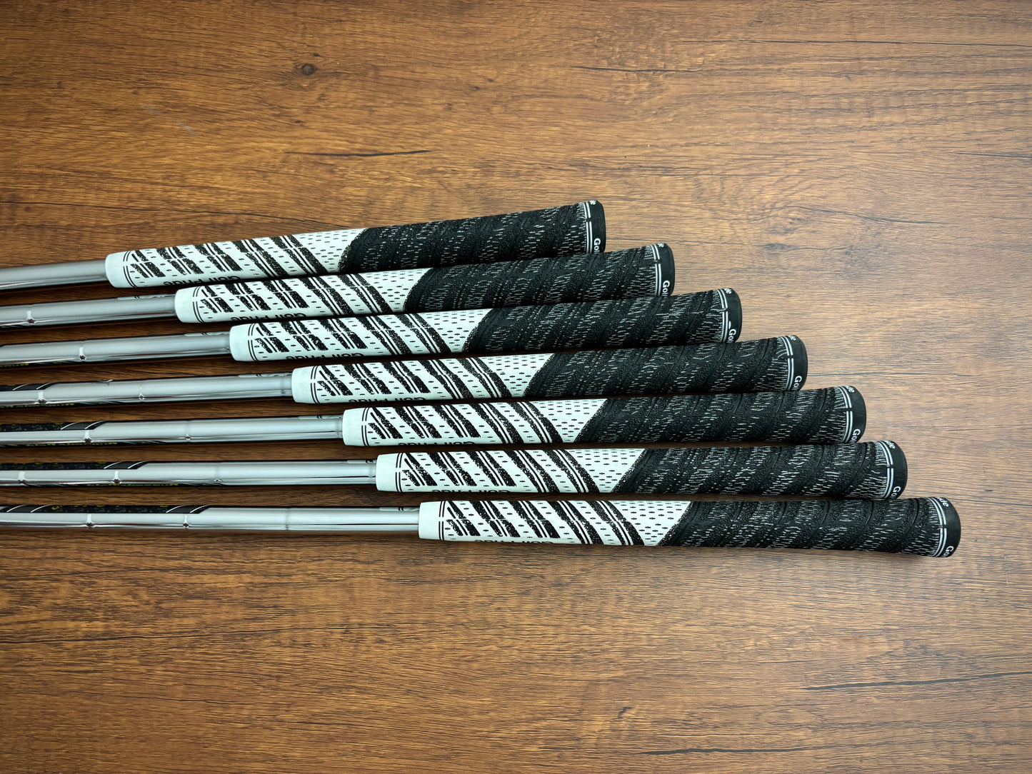 (+1”) *MINT* Srixon ZXi7 Iron Set 4-PW / Dynamic Gold S300 Stiff