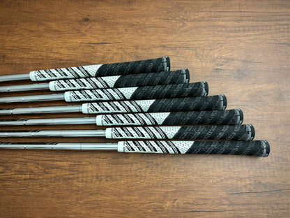 (+1”) *MINT* Srixon ZXi7 Iron Set 4-PW / Dynamic Gold S300 Stiff