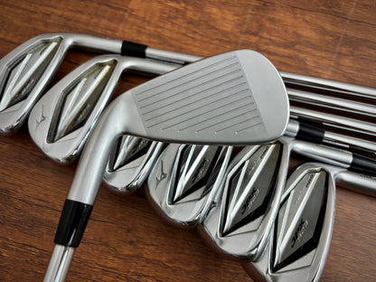 Mizuno JPX 923 Hot Metal Pro Iron Set 4-PW / NS Pro 115 Stiff