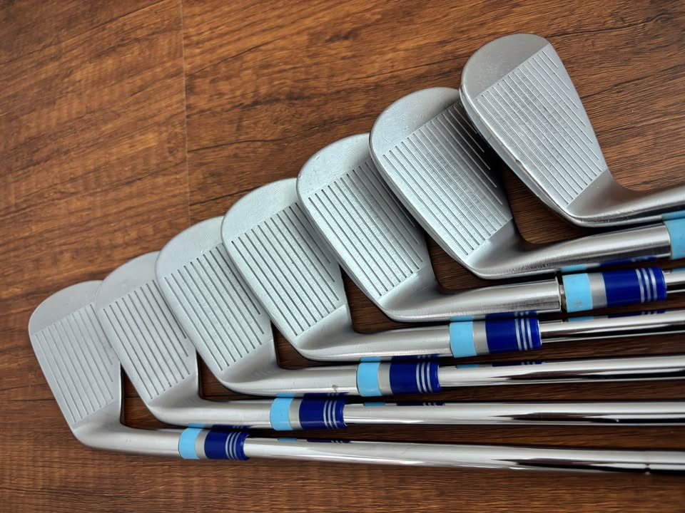 Miura MC-501 Forged Iron Set 4-PW / KBS Tour 130 X-Stiff