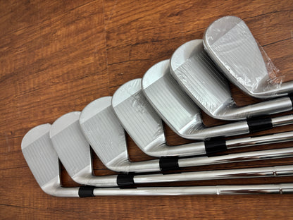 *NEW IN PLASTIC* Mizuno M-15 Iron Set 4-PW / True Temper AMT Silver Stiff