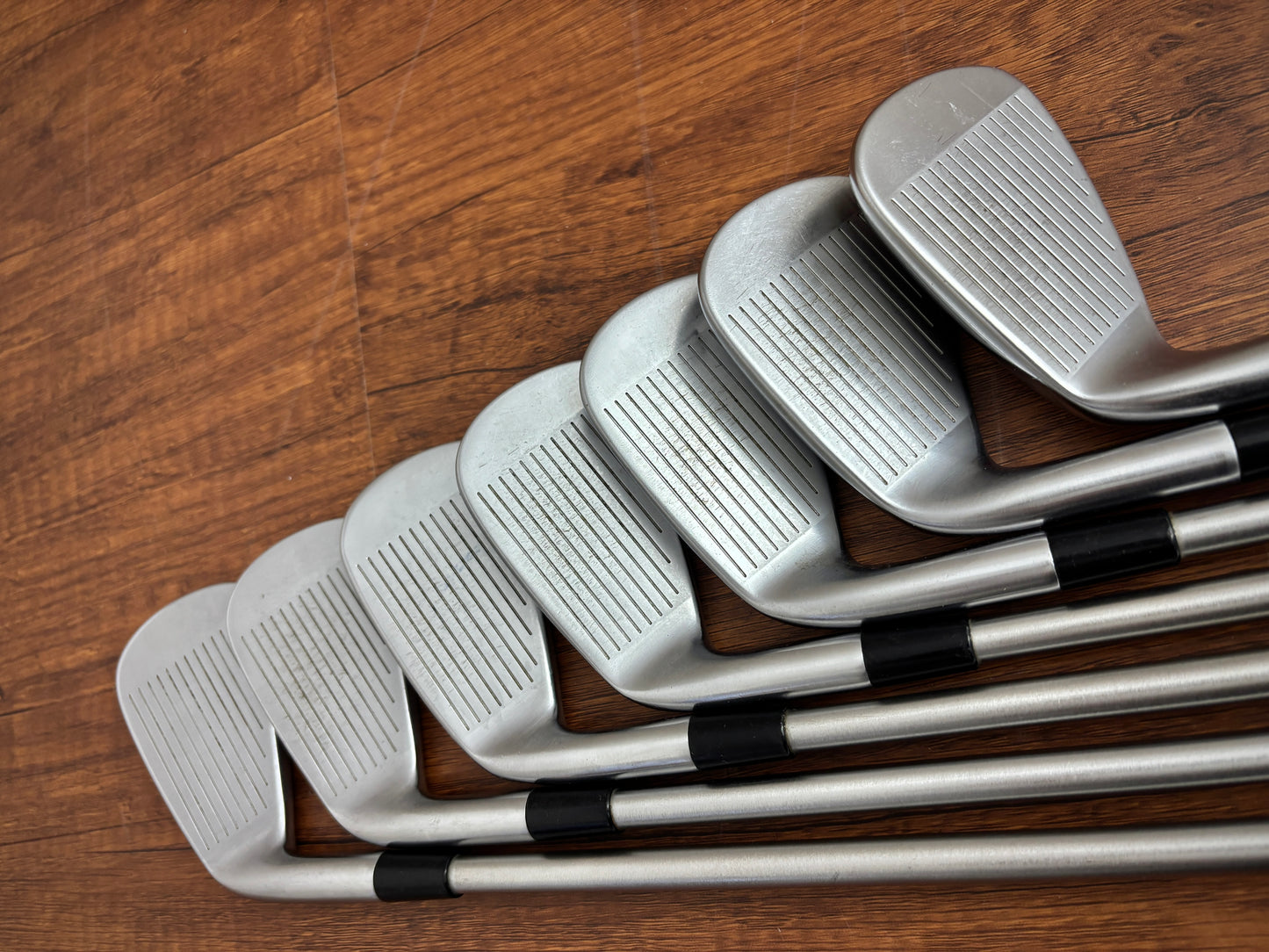 Taylormade P790 '19 Iron Set 4-PW / KBS Tour C-Taper Lite 115 X-Stiff