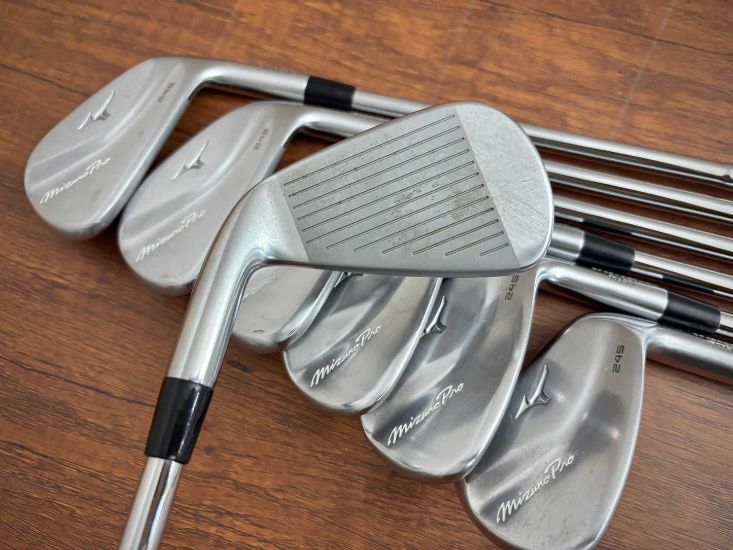 (+1") Mizuno Pro 245 Iron Set 5-GW / Dynamic Gold S300 Stiff