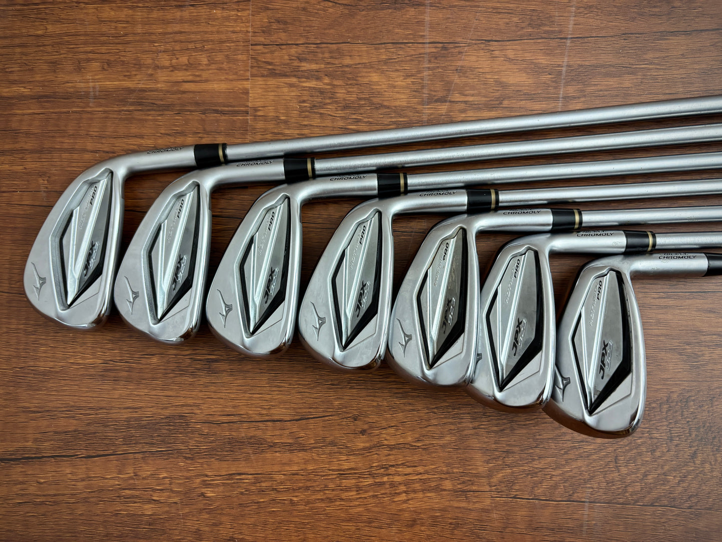 Mizuno JPX 923 Hot Metal Pro Iron Set 4-PW / Project X IO 5.5 Regular Flex