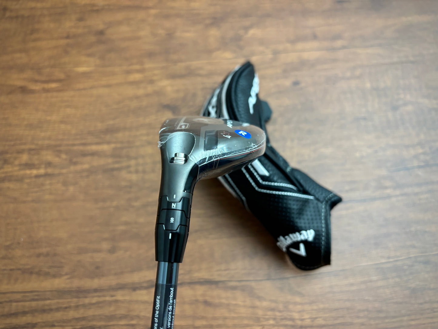 (Left-handed) *NEW IN PLASTIC* Callaway Apex 21 4-hybrid / Regular Flex