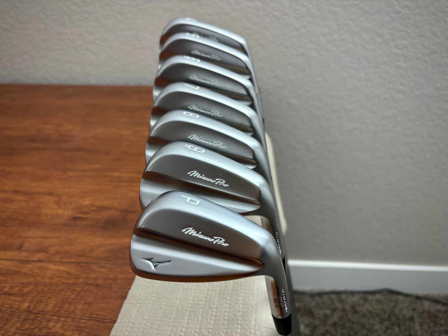 Mizuno Pro S-1 Iron Set 4-PW / KBS Tour 120 Stiff