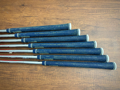 Srixon ZX7 Mkii Iron Set 4-PW / NS Pro 120 X-Stiff