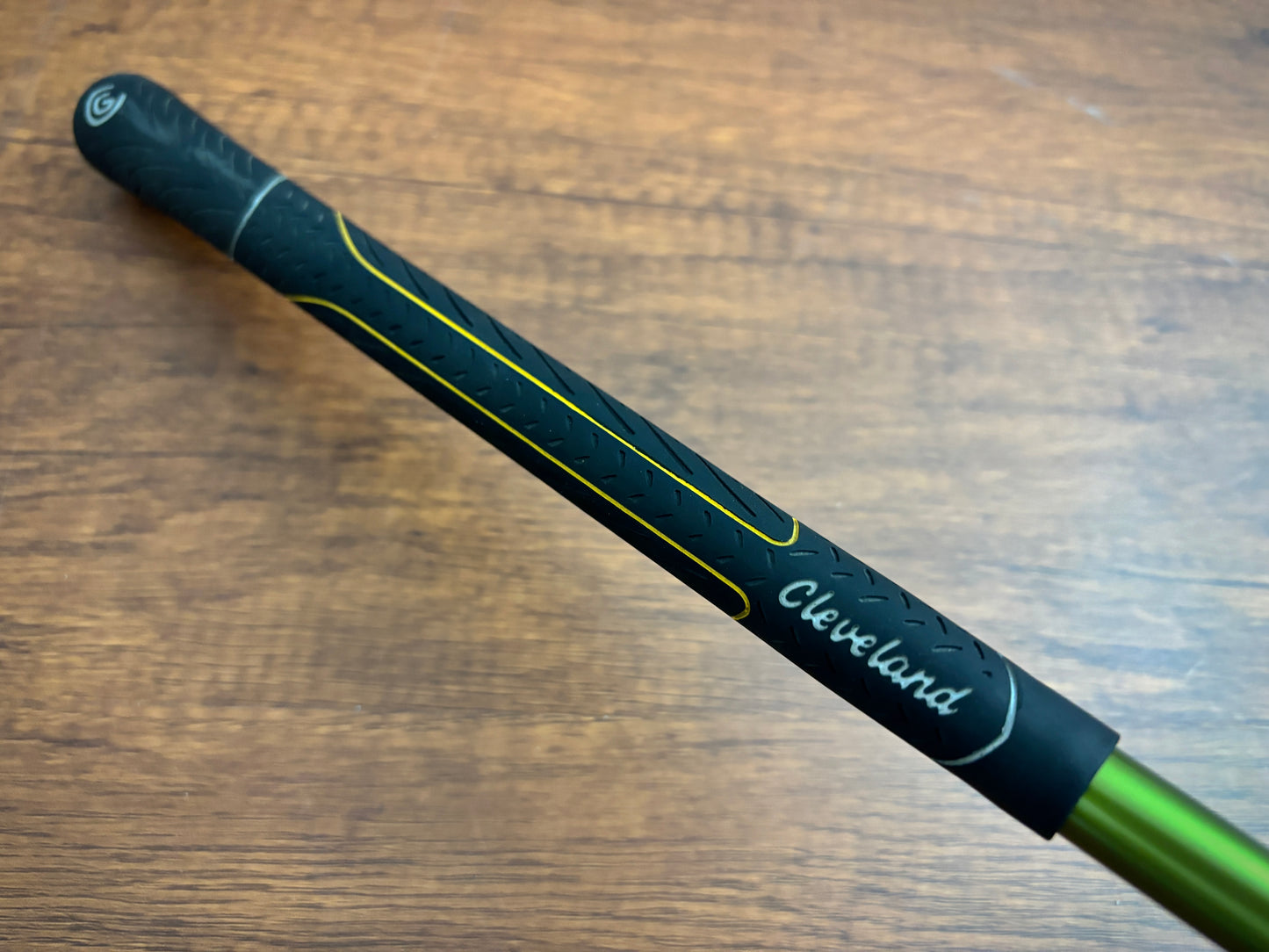 Cleveland HiBore XLS Driver 10.5* + headcover / Regular Flex
