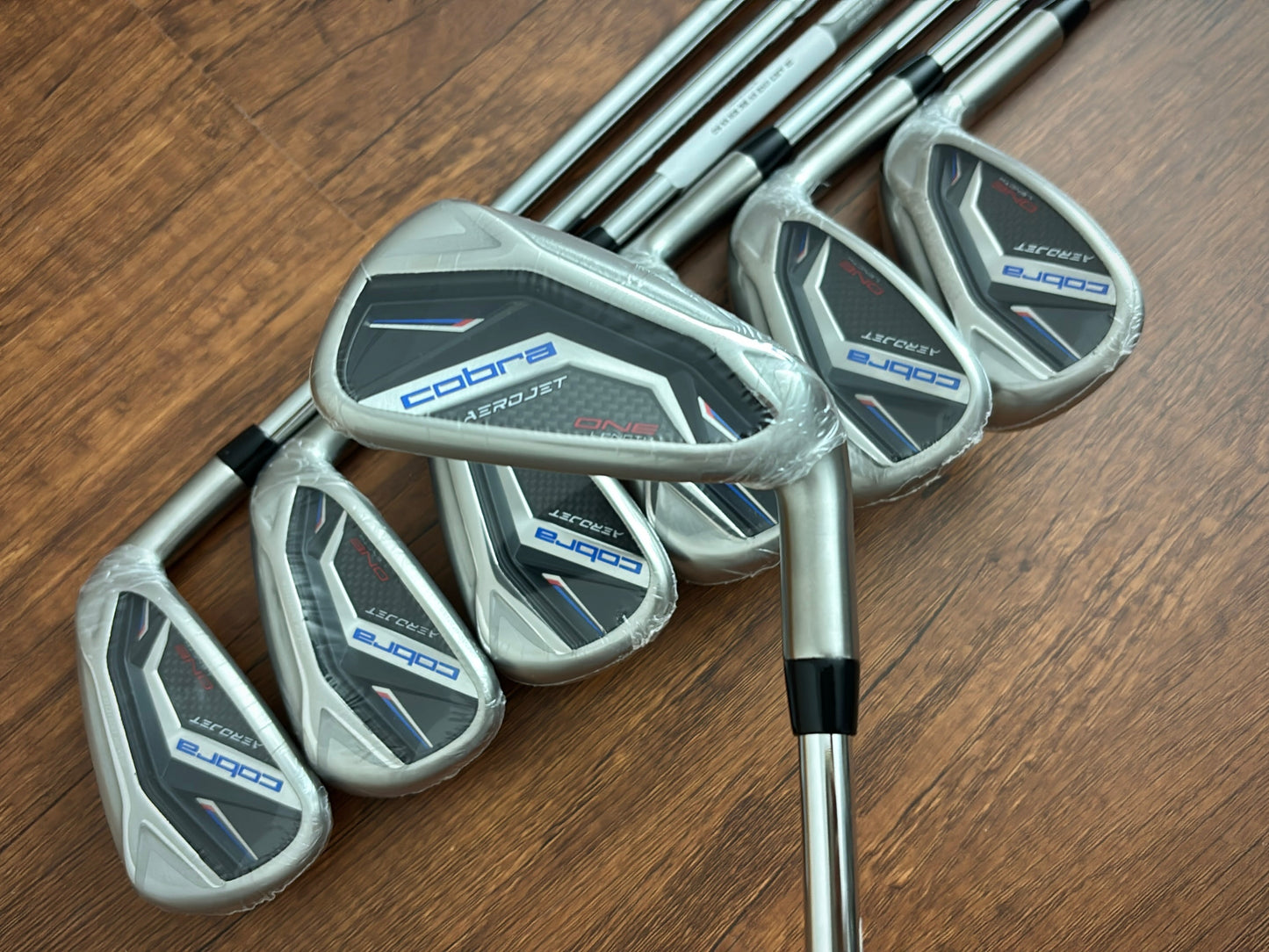 *NEW IN PLASTIC* Cobra Aerojet One Length Iron Set 5-GW / KBS Tour Lite Stiff