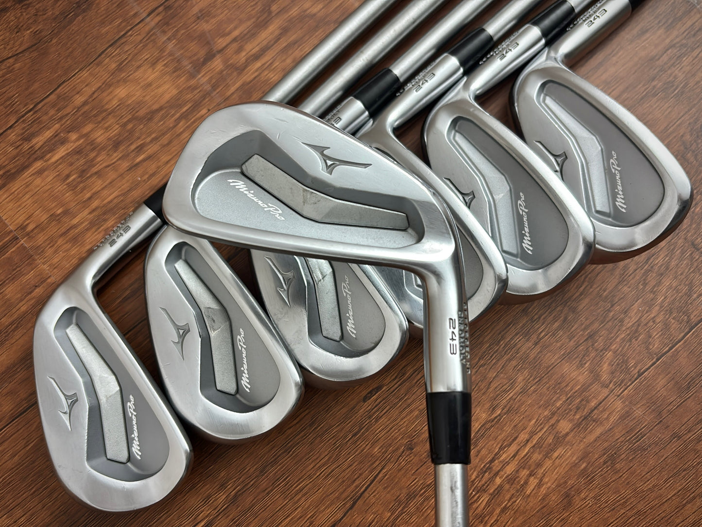 Mizuno Pro 243 Iron Set 4-PW / KBS Tour C-Taper 130 X-Stiff
