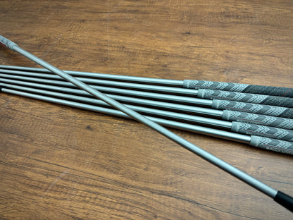 Ping i230 Iron Set 5-UW / KBS Tour C-Taper Lite Stiff