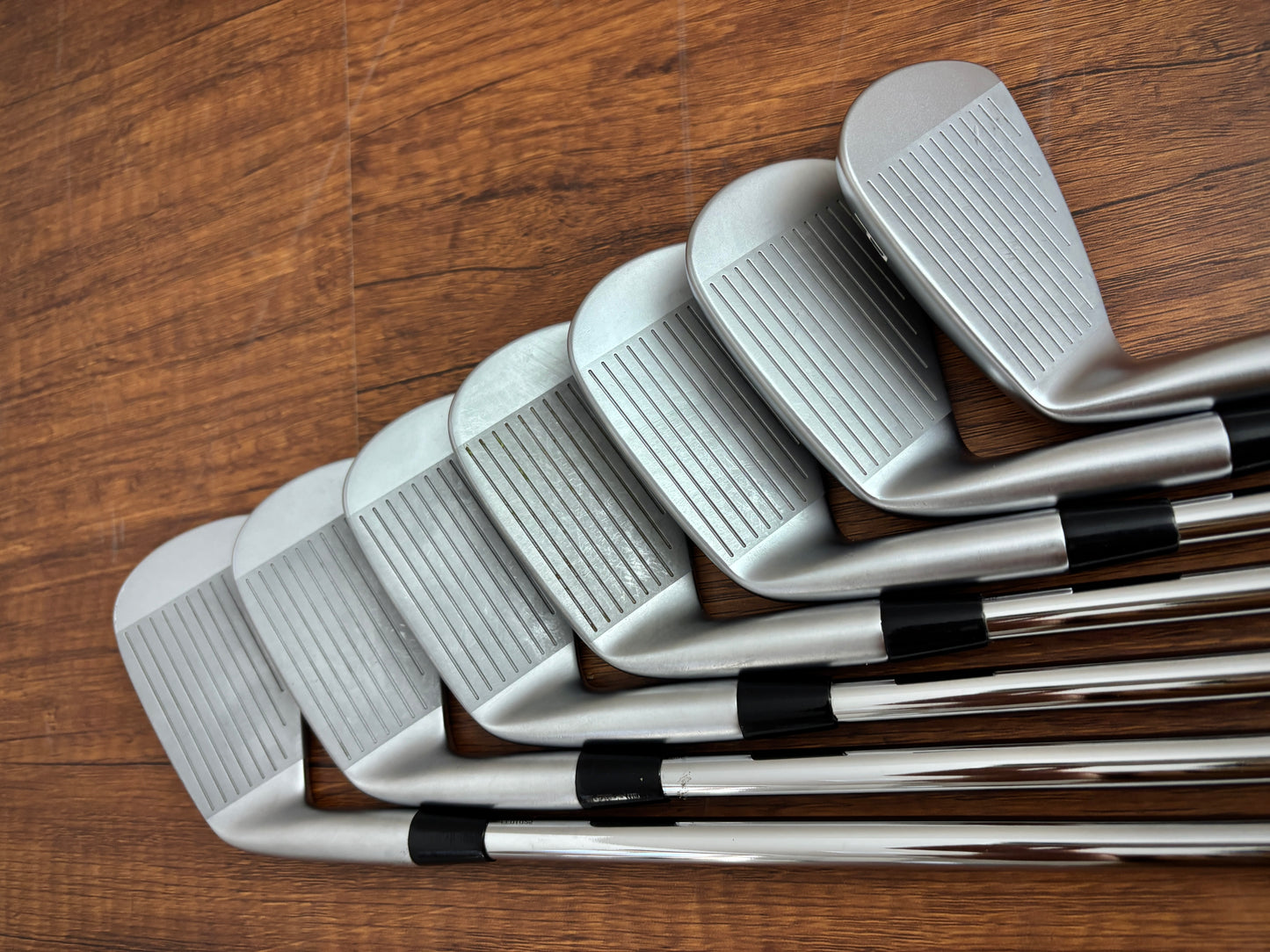 Mizuno Pro S-1 Iron Set 4-PW / KBS Tour 120 Stiff