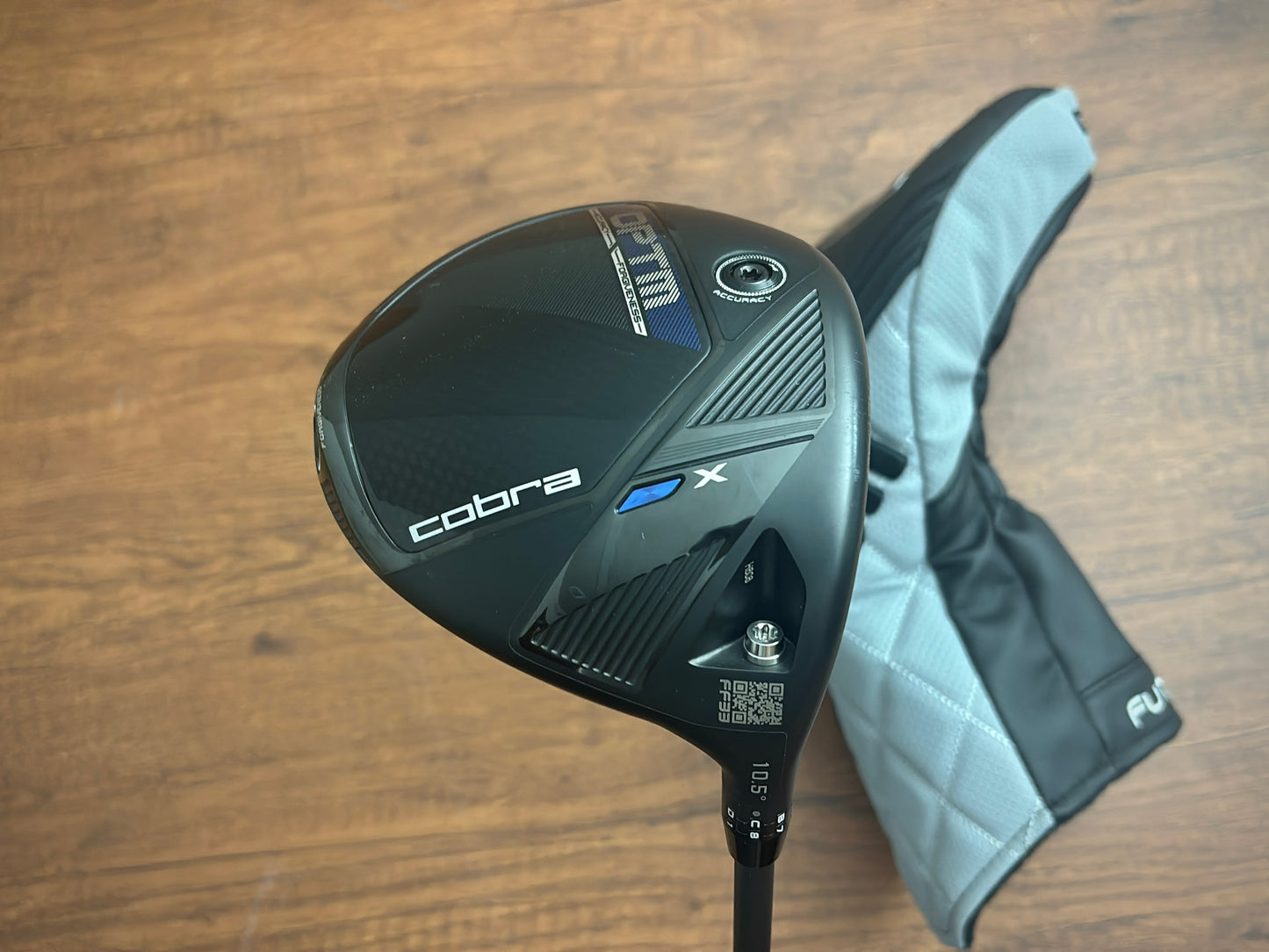 Cobra OPTM X Driver 10.5* + headcover / Stiff