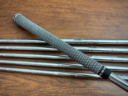 Titleist T150 ‘23 Iron Set 6-GW / True Temper AMT Stiff