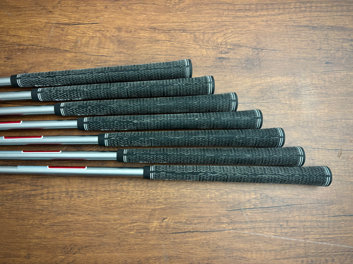 (+1") Ping i530 Forged Iron Set 5-UW / KBS Tour C-Taper Lite 115 X-Stiff