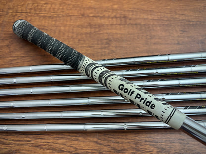 Srixon ZXi7 Iron Set 4-PW / Dynamic Gold S300 Stiff