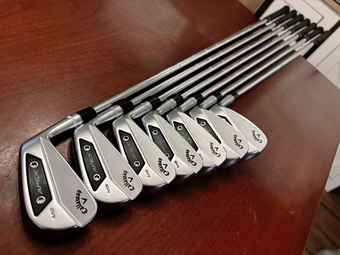 Callaway Apex MB ‘24 Iron Set 4-10 (4-PW) / Dynamic Gold X100 X-Stiff