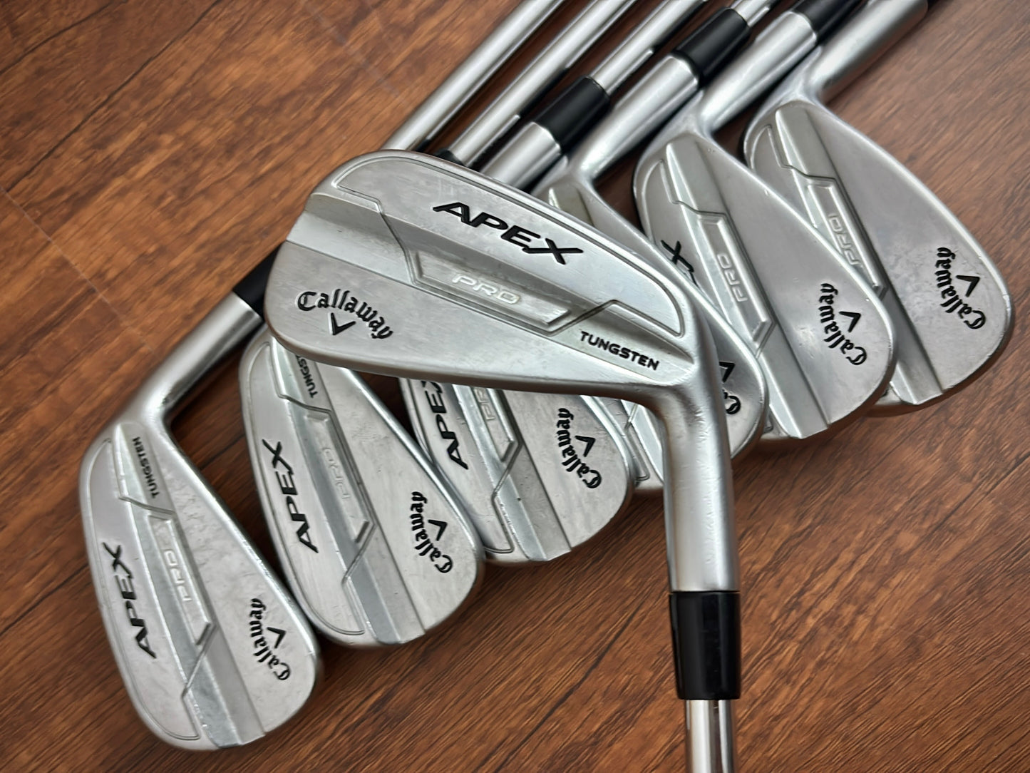 Callaway Apex Pro 21 Iron Set 4-PW / True Temper AMT X100 X-Stiff