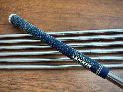Srixon ZX7 Mkii Iron Set 4-PW / NS Pro 120 X-Stiff