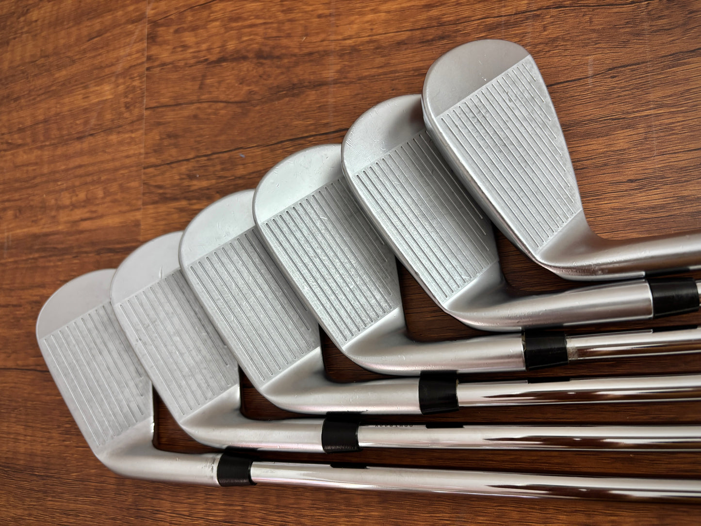 Srixon ZXi7 Iron Set 5-PW / Accra iSeries 115i Stiff