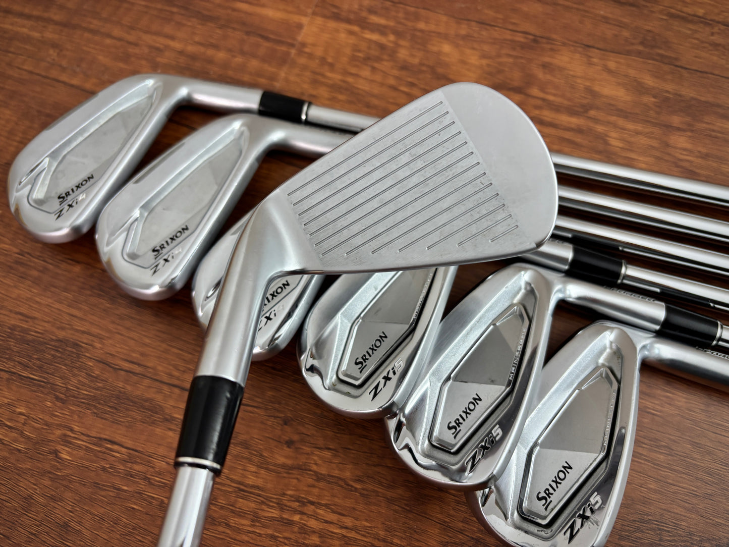 Srixon ZXi4 / ZXi5 Iron Set 4-PW / Project X LZ 6.0 Stiff