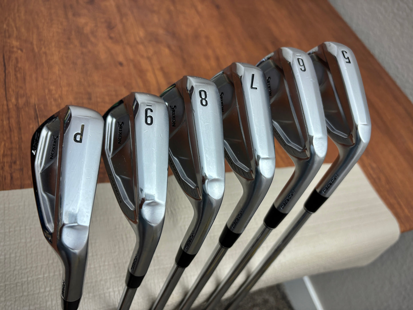 Srixon ZXi7 Iron Set 5-PW / NS Pro 105 Stiff