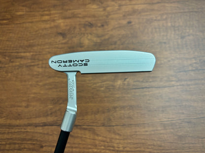 Titleist Scotty Cameron Special Select Newport Putter 33.5"