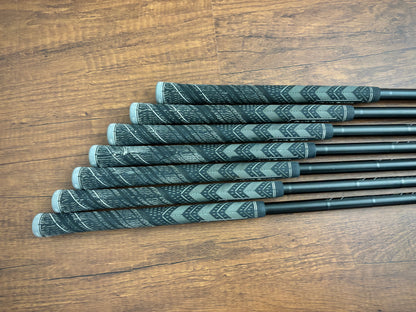 (Left-handed) Mizuno Pro S-3 Iron Set 4-PW / Dynamic Gold X100 X-Stiff