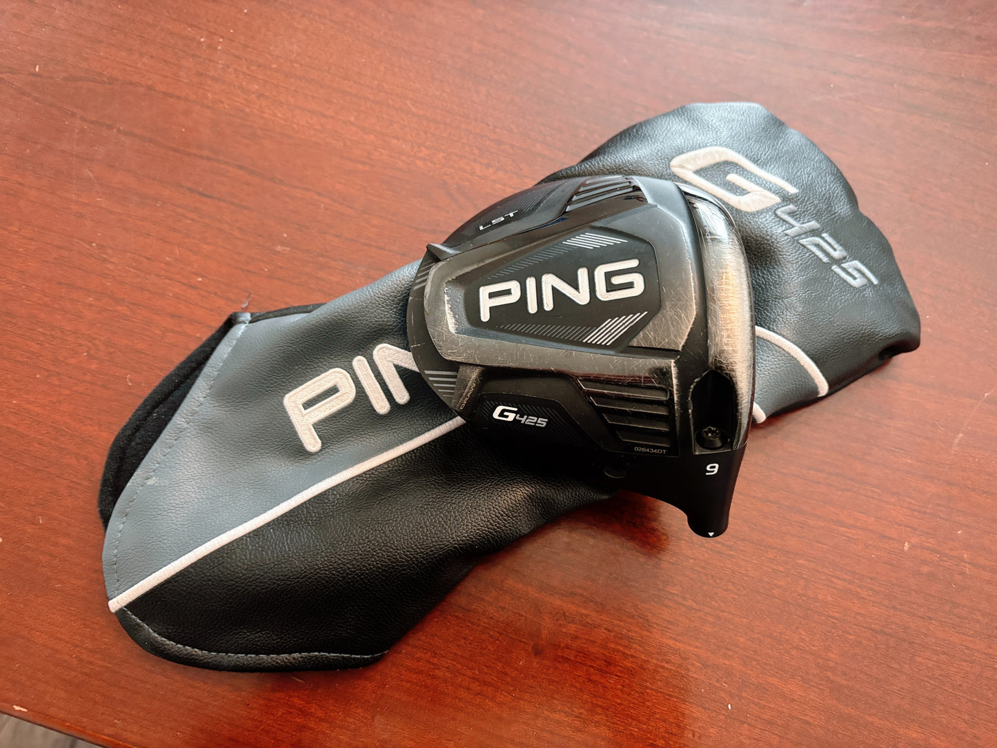 Ping G425 LST Driver Head 9* + headcover