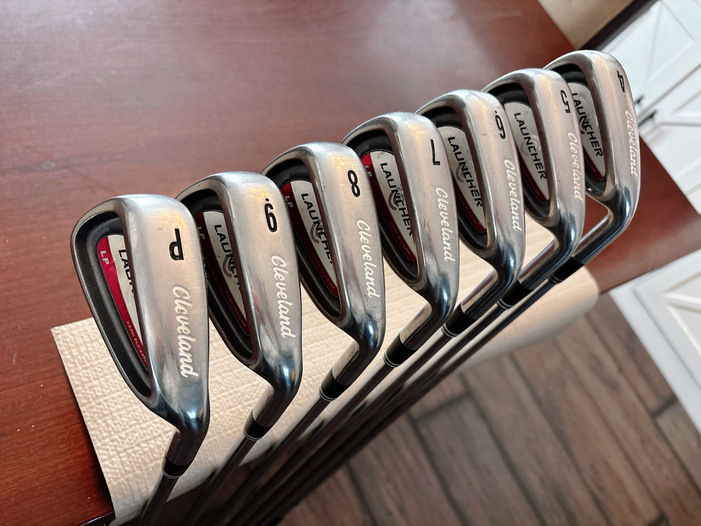 Cleveland Launcher Iron Set 4-PW / Regular Flex