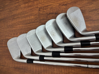 Titleist AP2 714 Iron Set 4-PW / Dynamic Gold X100 X-Stiff