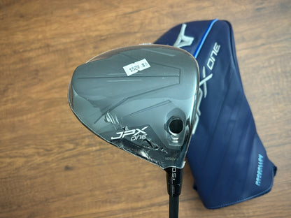 *NEW IN PLASTIC* Mizuno JPX ONE Driver 10.5* + headcover / Stiff