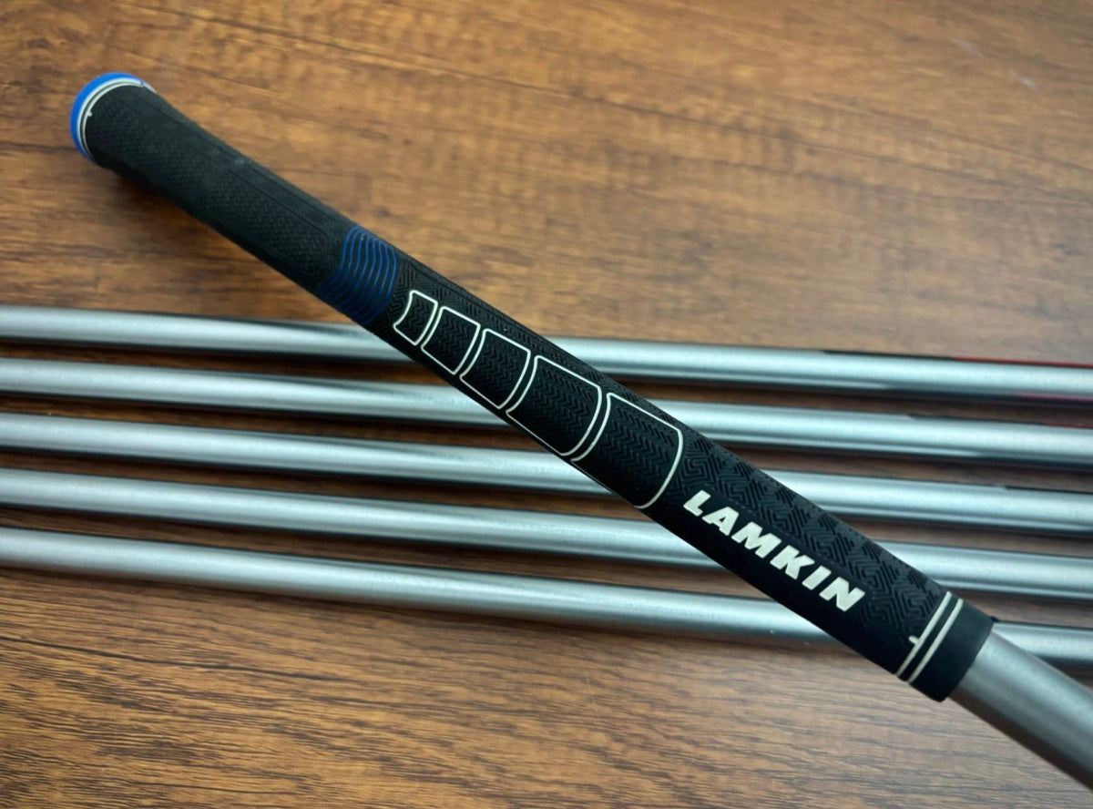 Mizuno JPX 925 Forged Black Iron Set 6-GW / KBS Tour C-Taper 130 X-Stiff