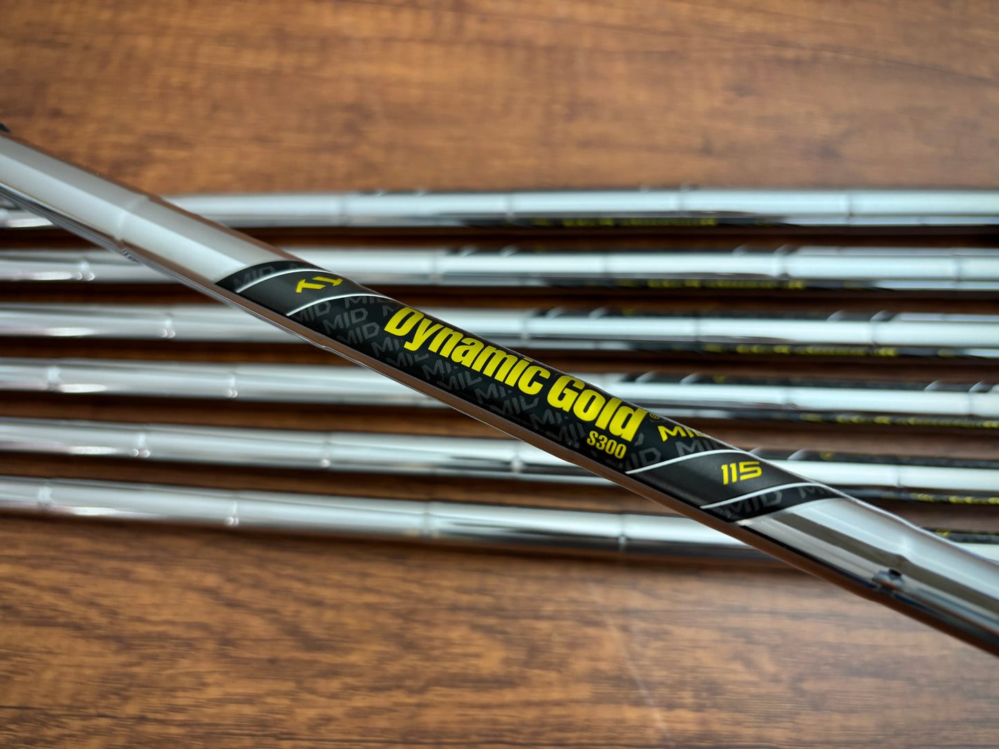*NEW IN PLASTIC* Srixon ZXi7 Iron Set 5-AW / Dynamic Gold S300 Stiff