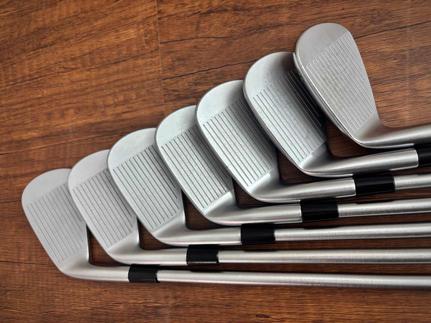 Taylormade P7CB '25 Forged Iron Set 4-PW / KBS Tour C-Taper 130 X-Stiff