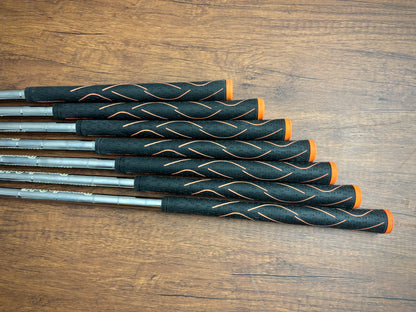 Ping i230 Iron Set 5-UW / Dynamic Gold S300 Stiff