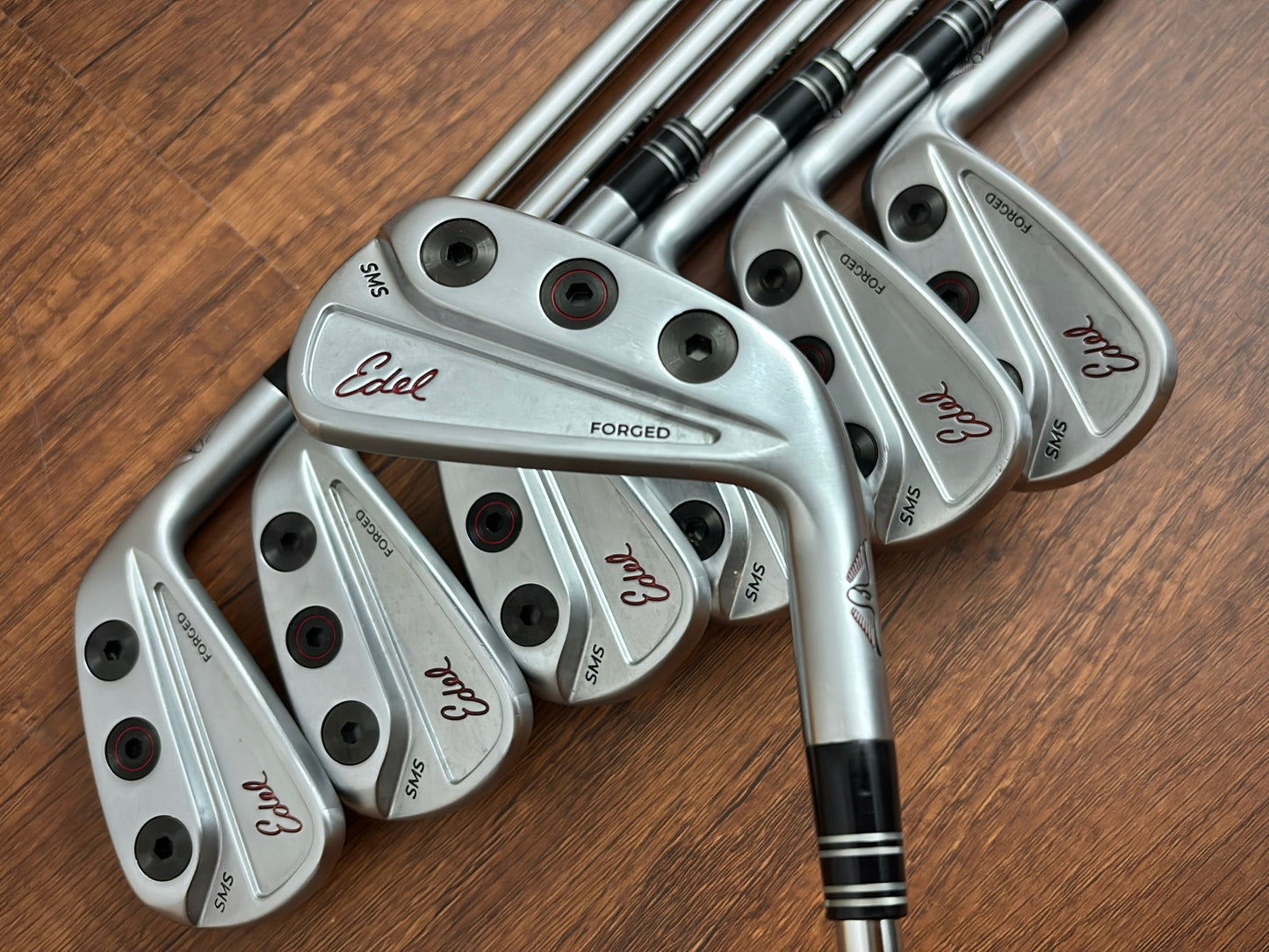 Edel SMS Forged Iron Set 4-PW / KBS Tour 130 X-Stiff
