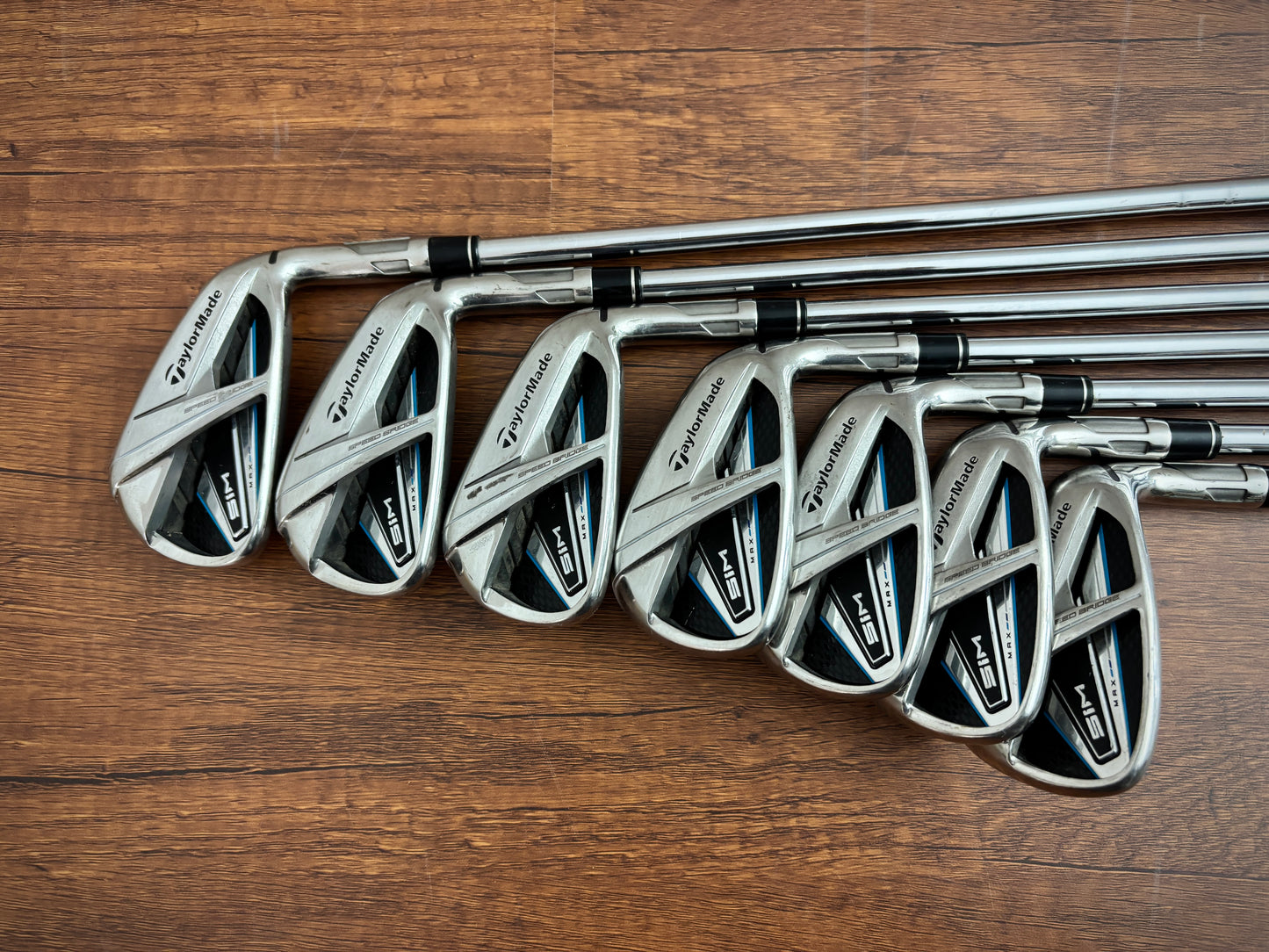 Taylormade SIM Max Iron Set 5-AW / KBS Max Stiff