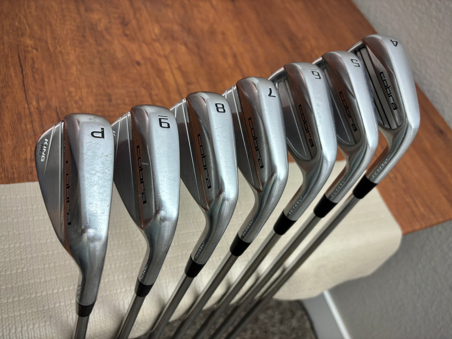 Cobra King Tour/CB/MB 2025 Combo Iron Set 4-PW / KBS Tour 130 X-Stiff