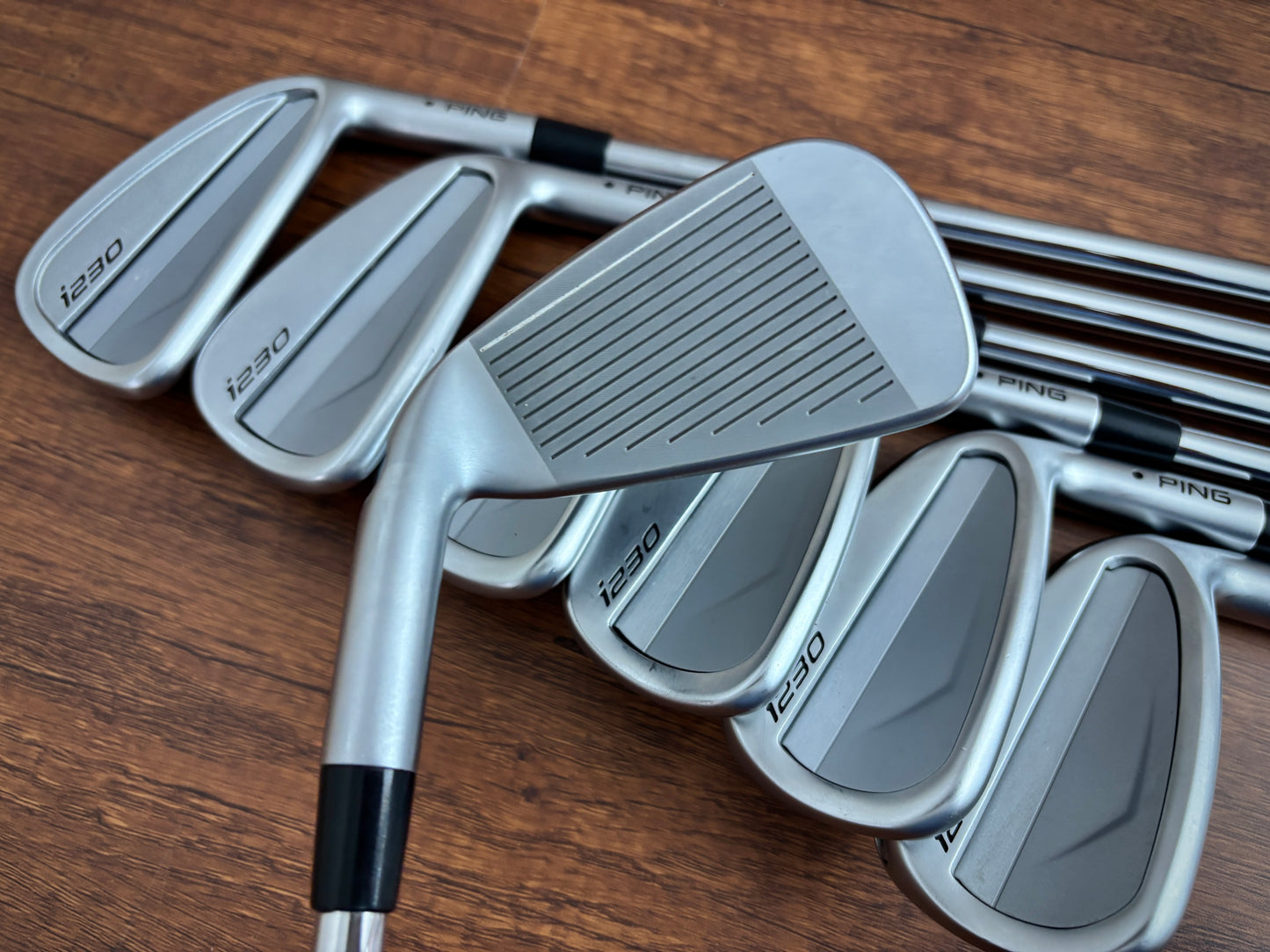 Ping i230 Iron Set 4-PW / Ping AWT 2.0 Regular Flex