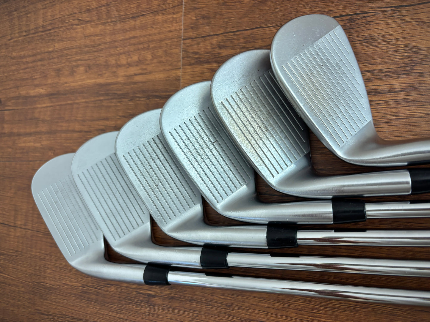 Titleist 620 CB Iron Set 5-PW / True Temper AMT S300 Stiff