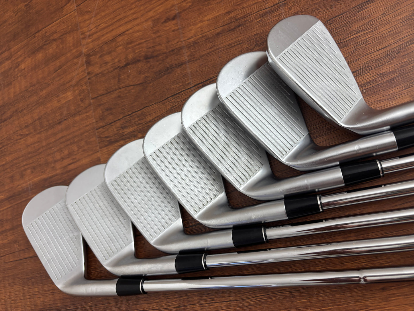 Srixon ZXi5 / ZXi7 Iron Set 4-PW / Dynamic Gold X100 X-Stiff