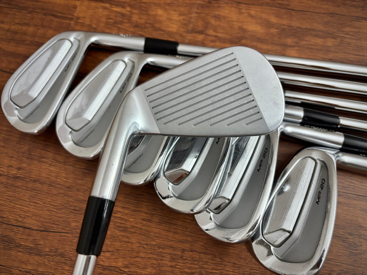 Mizuno MP-20 MMC Iron Set 4-PW / KBS Tour 120 Stiff