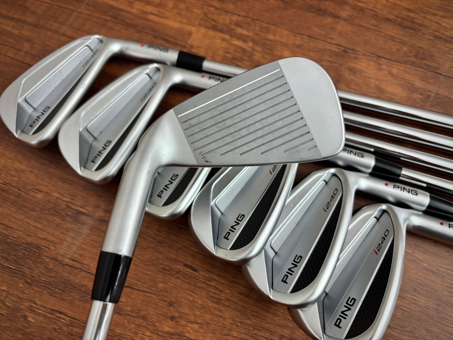 Ping i240 Iron Set 4-PW / Dynamic Gold 120 S300 Stiff