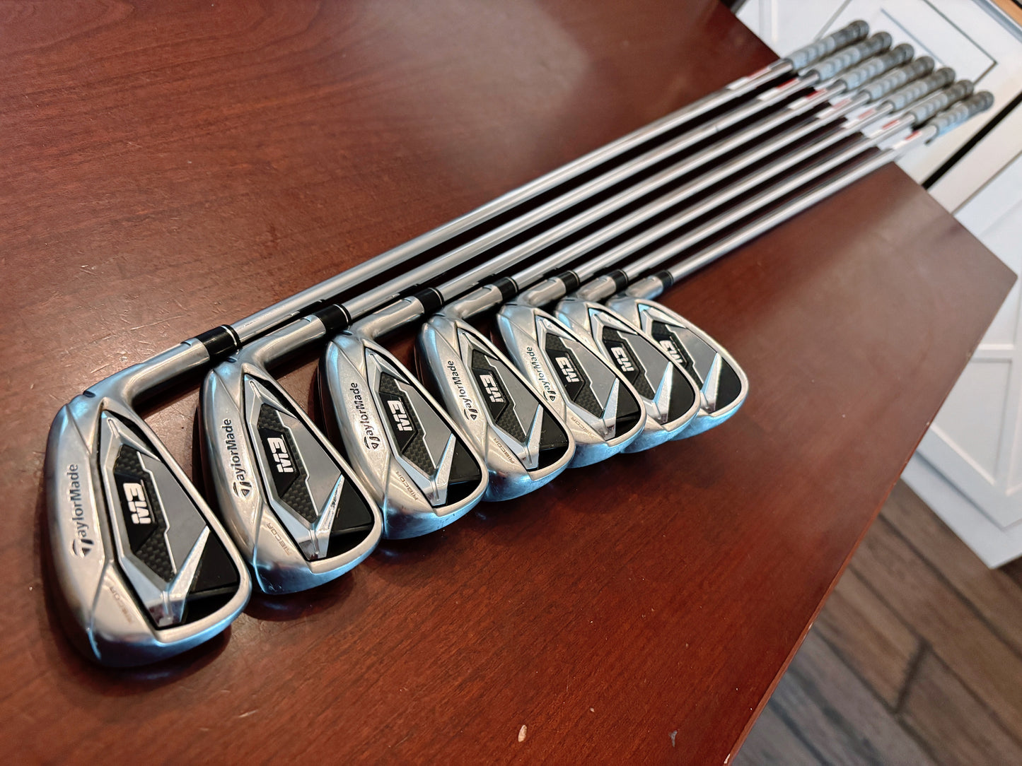 Taylormade M3 Iron Set 4-PW / KBS Tour C-Taper X-Stiff