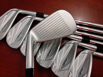 Mizuno JPX 923 Tour Iron Set 4-PW / Dynamic Gold X100 X-Stiff