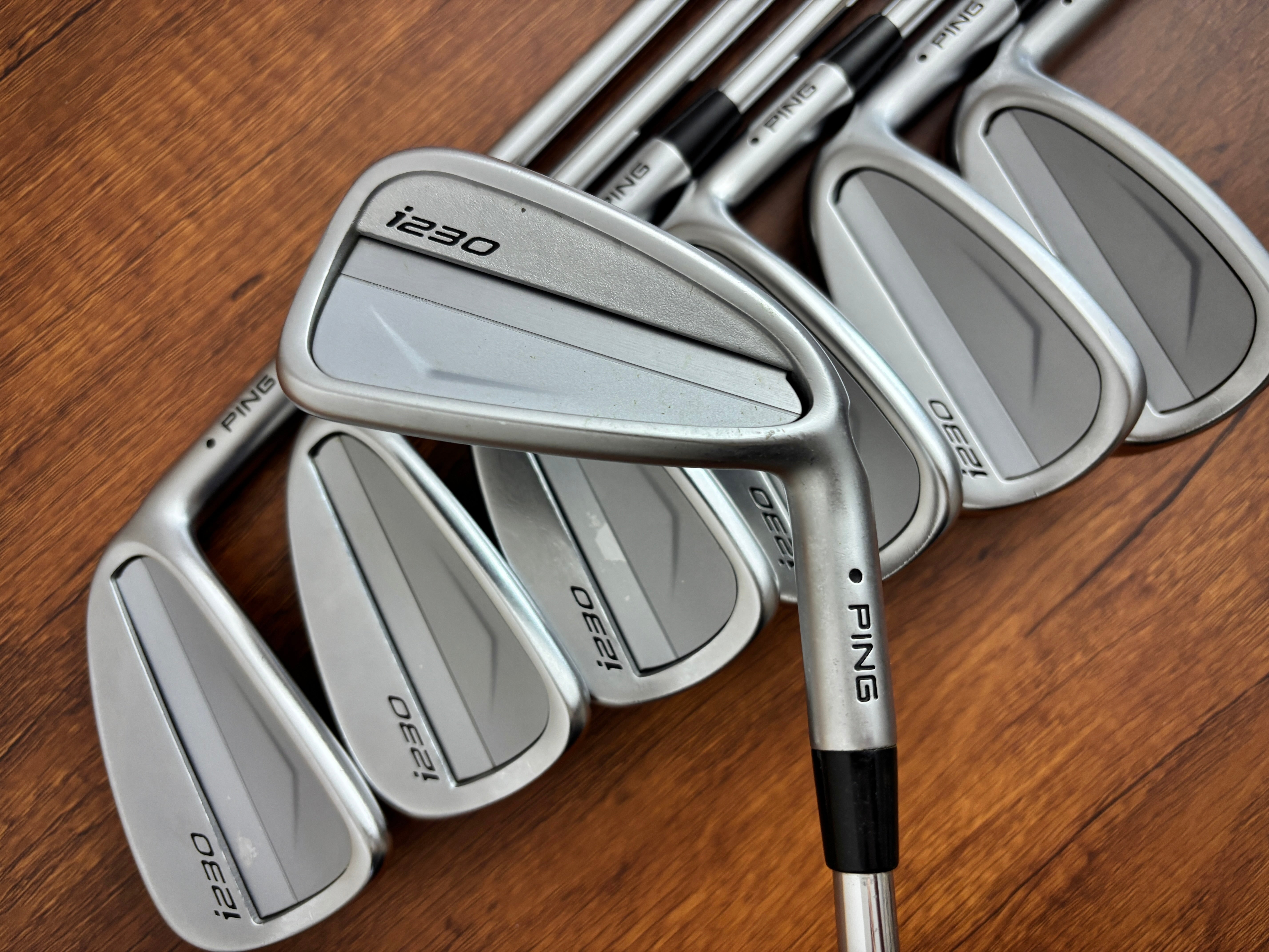 19日まで出品】【美品】PING i230 4番〜UW 8本セット